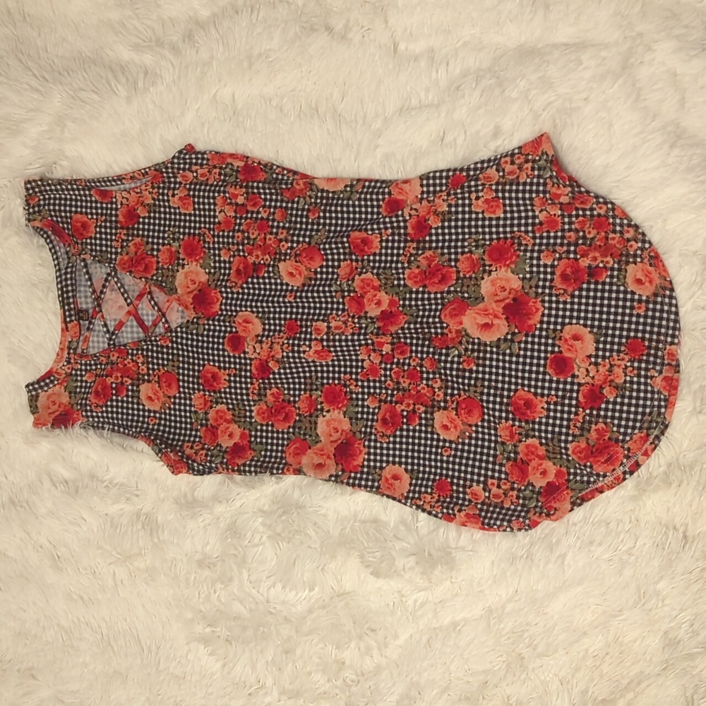 Almost Famous Black and White Tank top with Pink Flowers Size Small